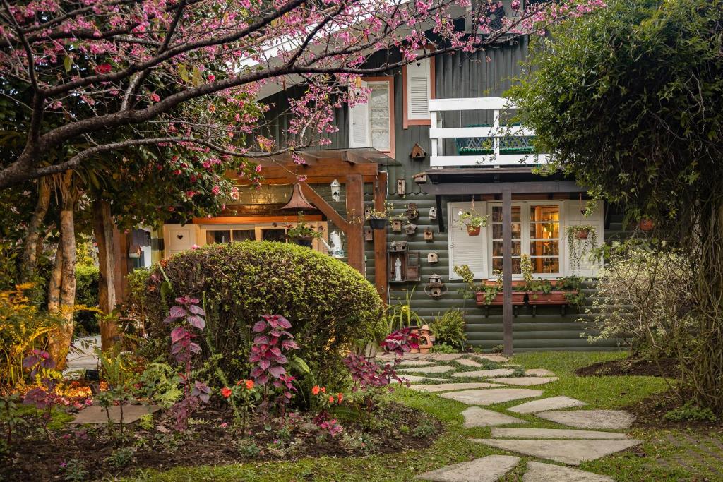 Onde ficar em Gramado: Pousada Jardim Secreto